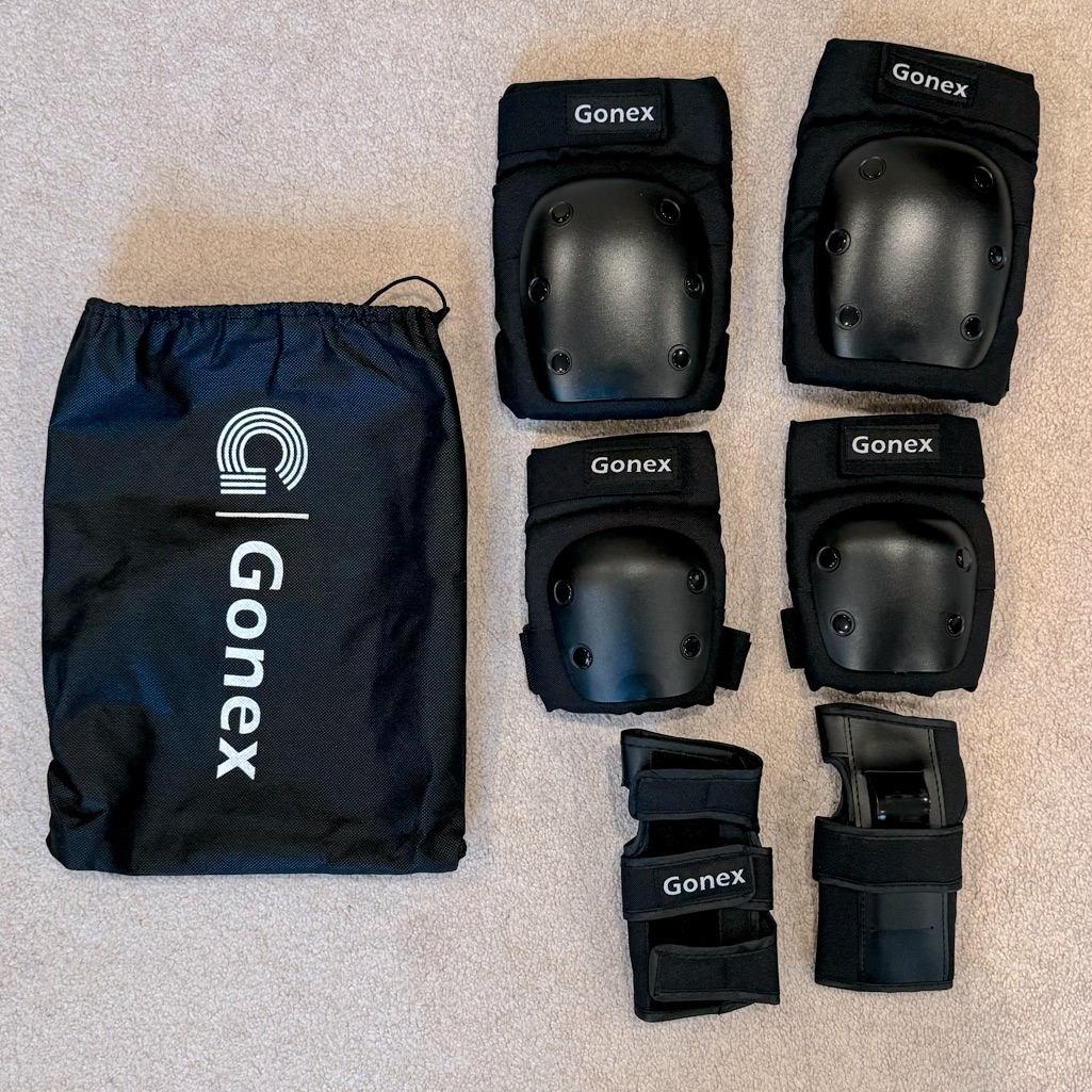 Gonex Knee Pads, Elbow Pads, Wrist Guards Protective Gear Set. Size Large. New!